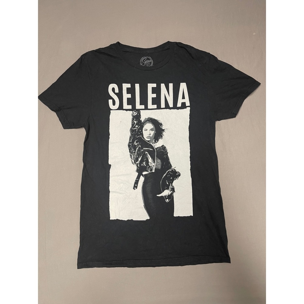 Official Selena Quintanilla Graphic T-Shirt Black Mens Small 2019 Music Tee